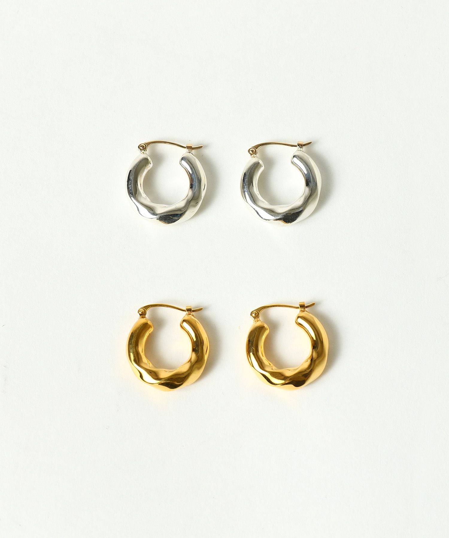 TWIST SMALL HOOP EARRINGS