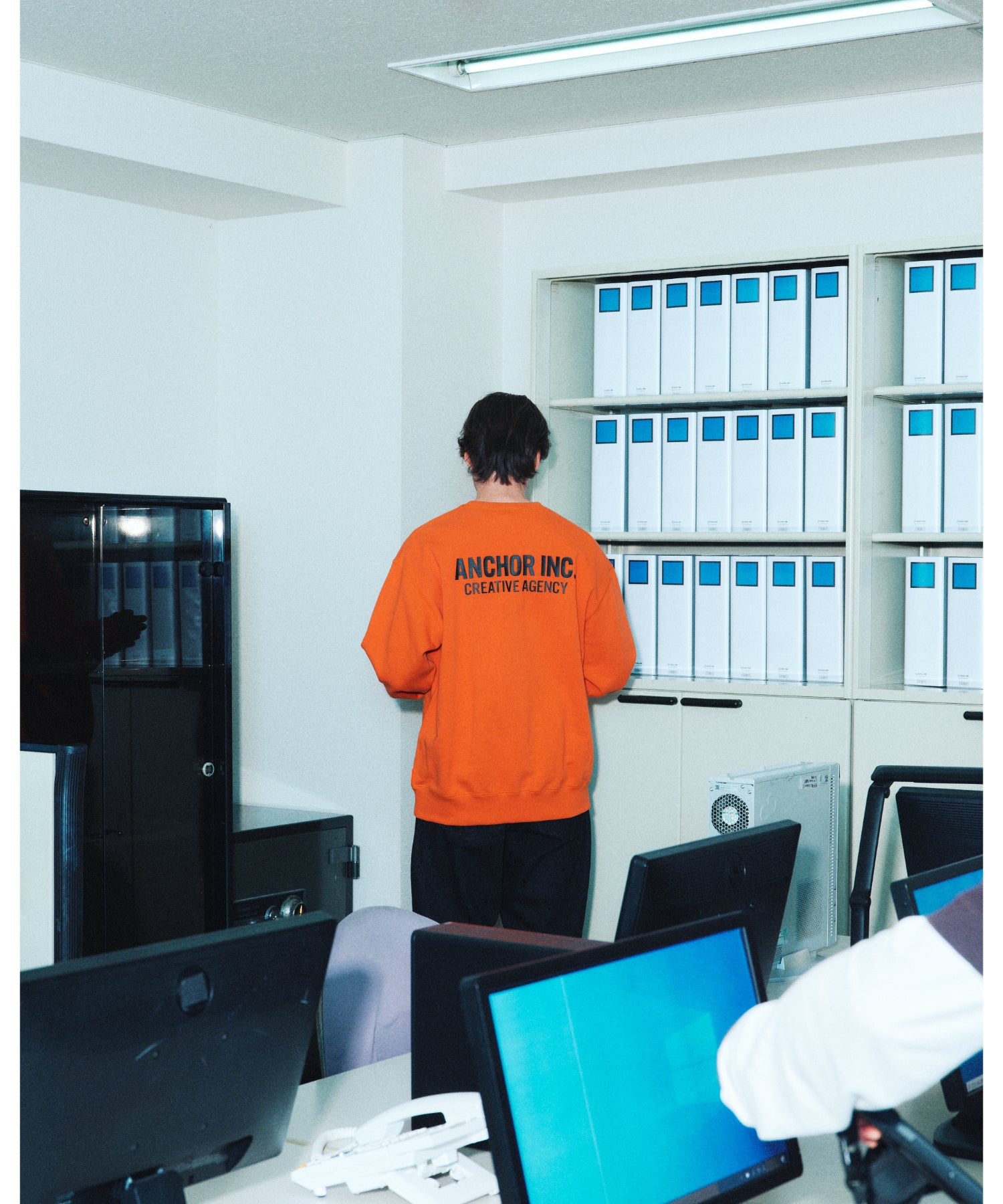 BOLD LOGO CREWNECK SWEAT ORANGE