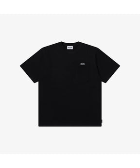 SMALL LOGO POCKET TEE