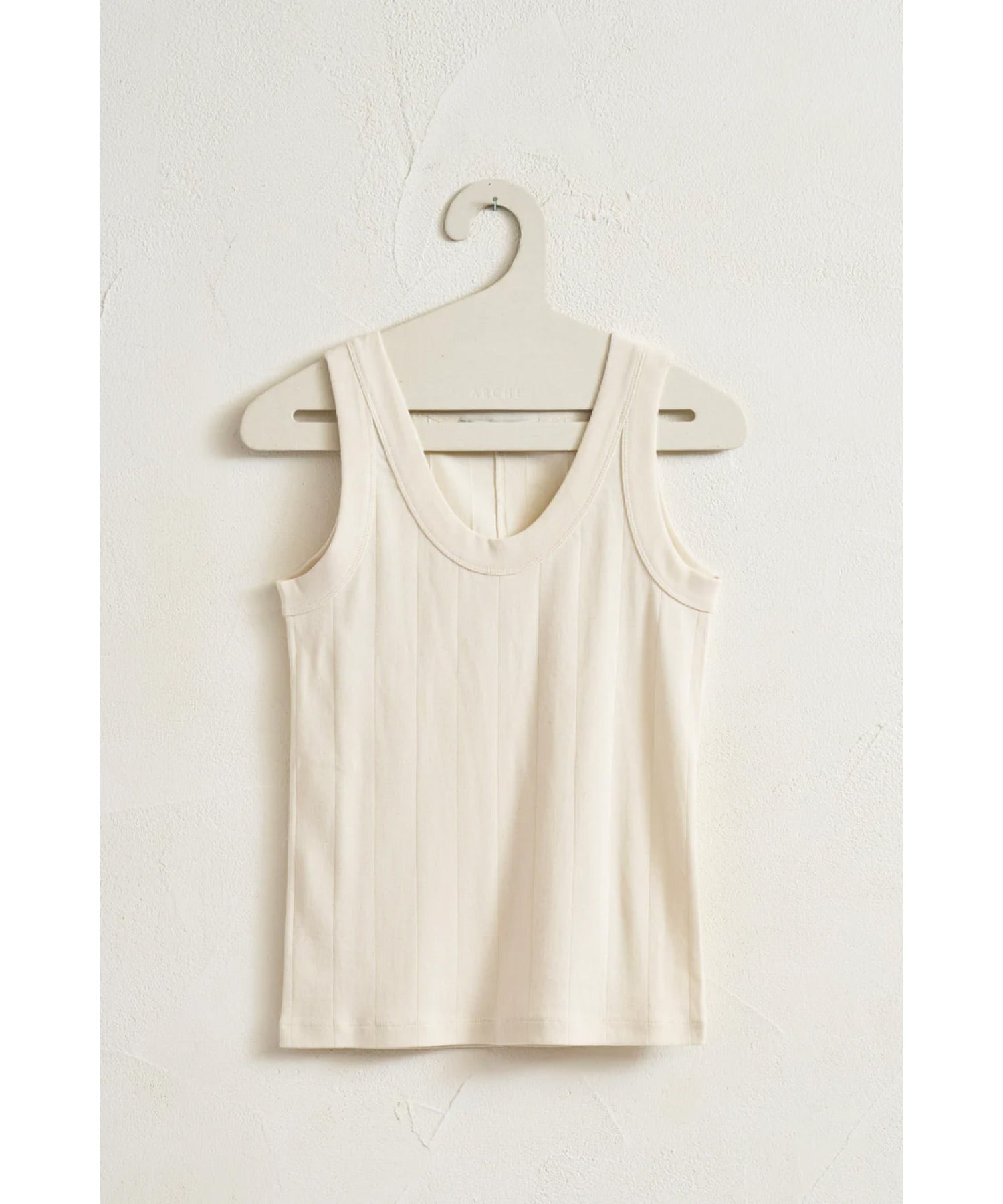 OMIT RIB TANK