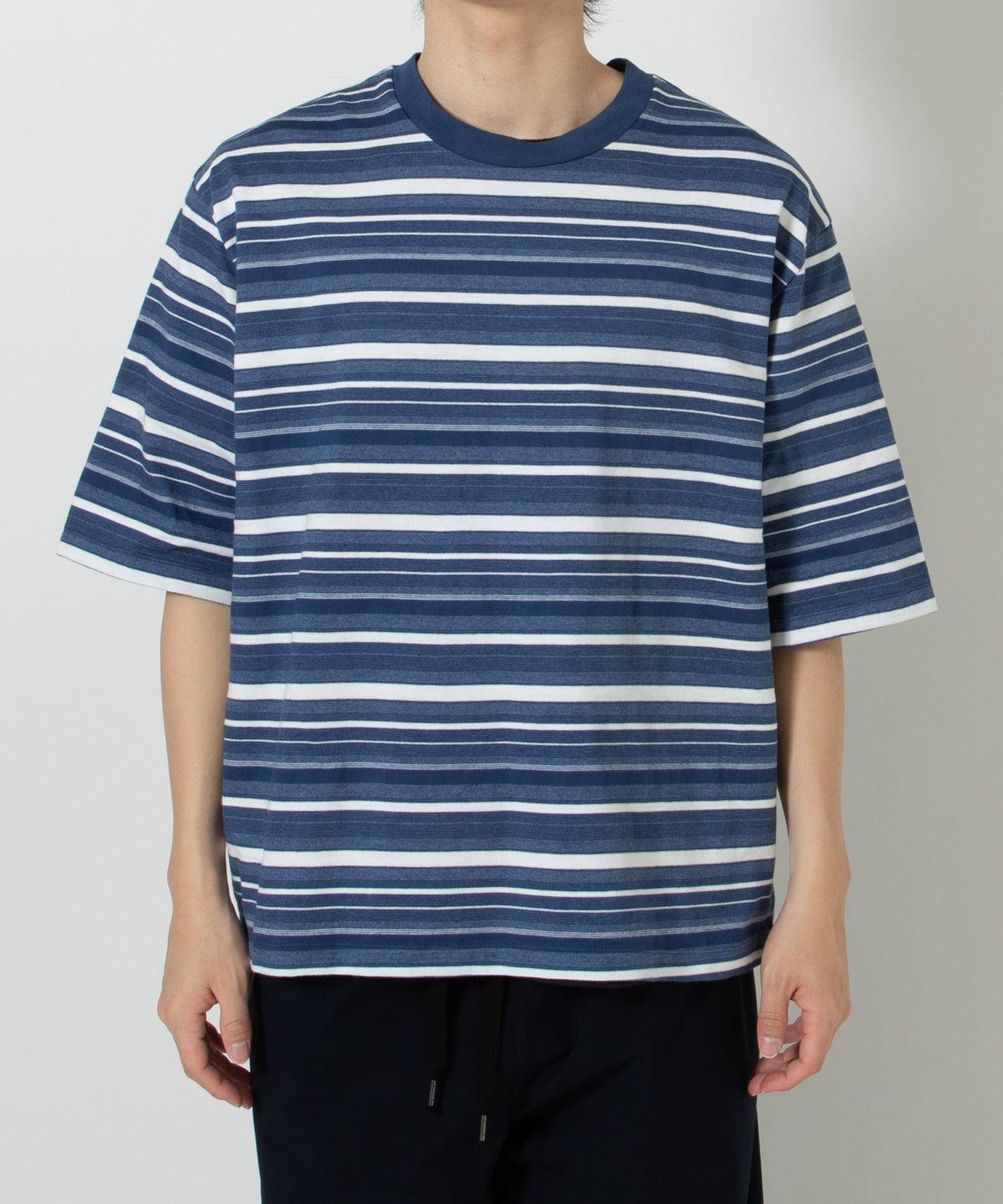 T SHIRT B