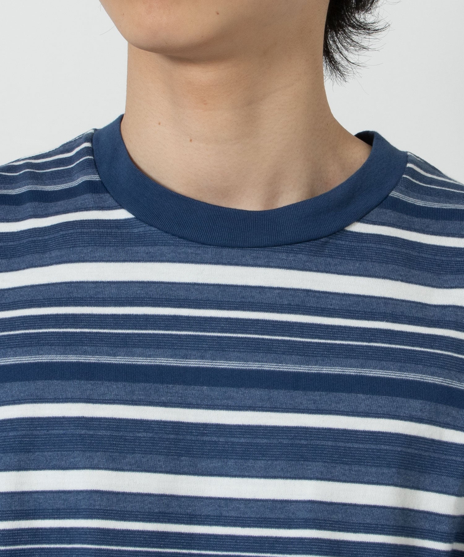 T SHIRT B