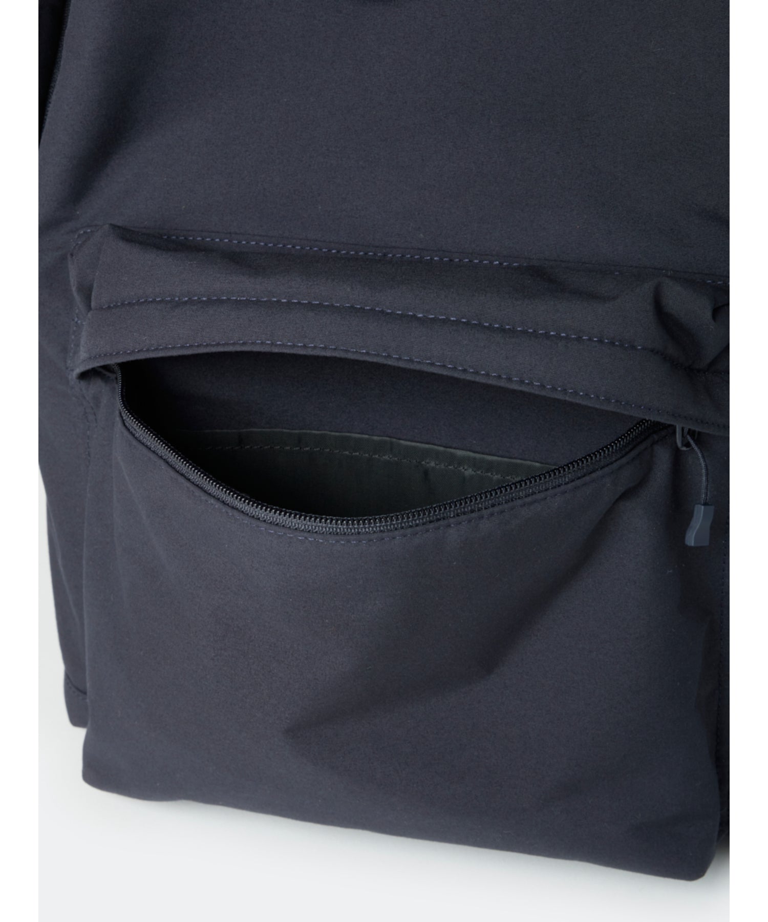 TECH ALL WEATHER DAYPACK