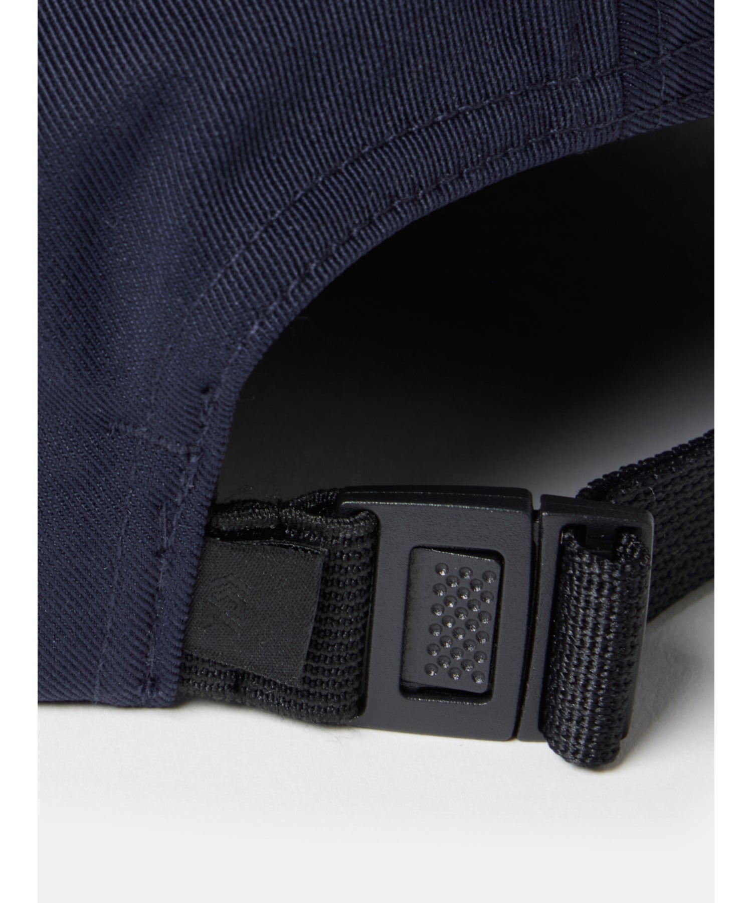 TECH 6PANEL CAP TWILL