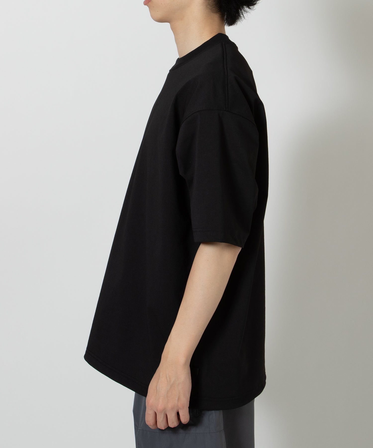 TECH SIDE POCKET S/S TEE