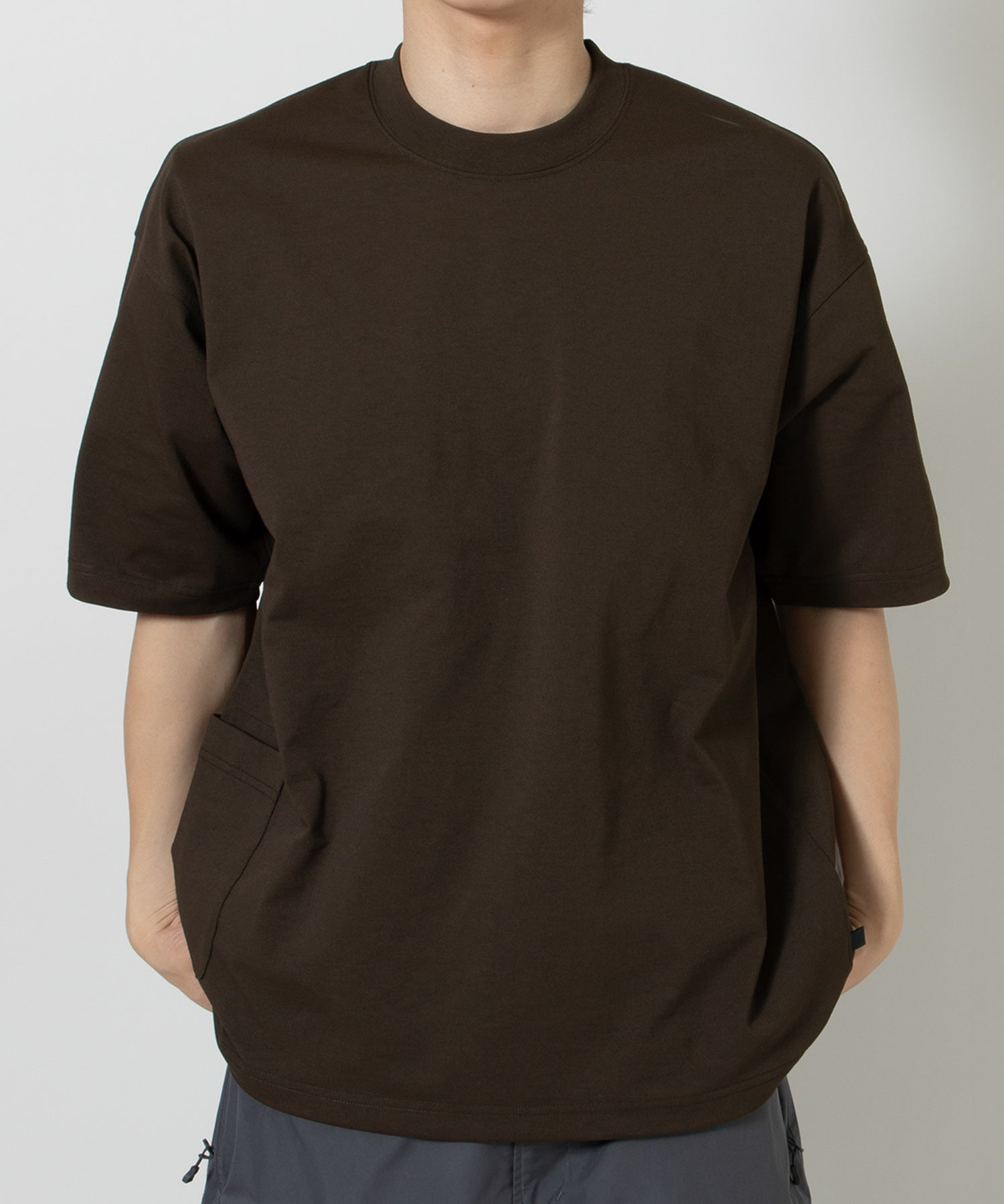 TECH SIDE POCKET S/S TEE