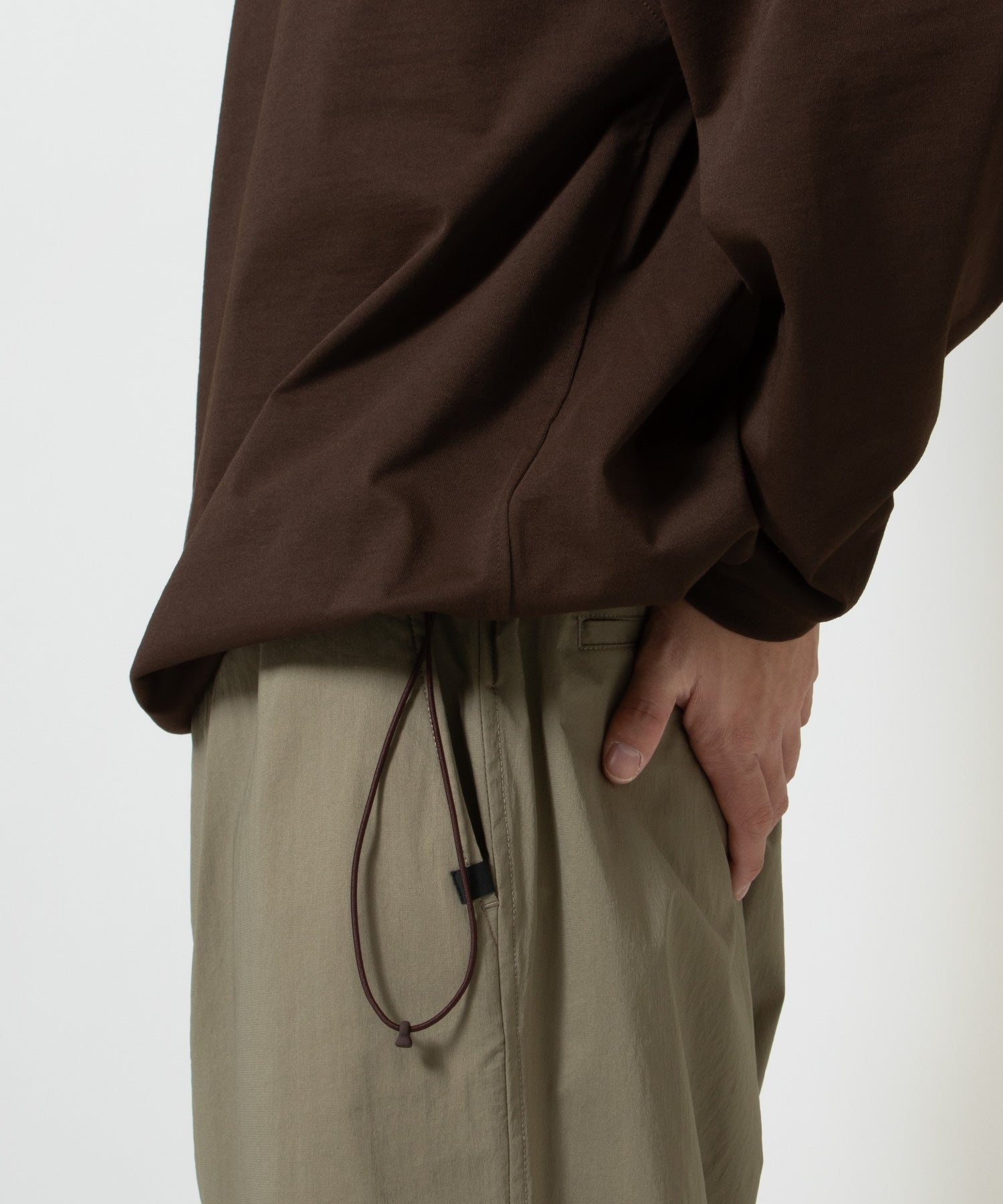 TECH DRAWSTRING L/S TEE