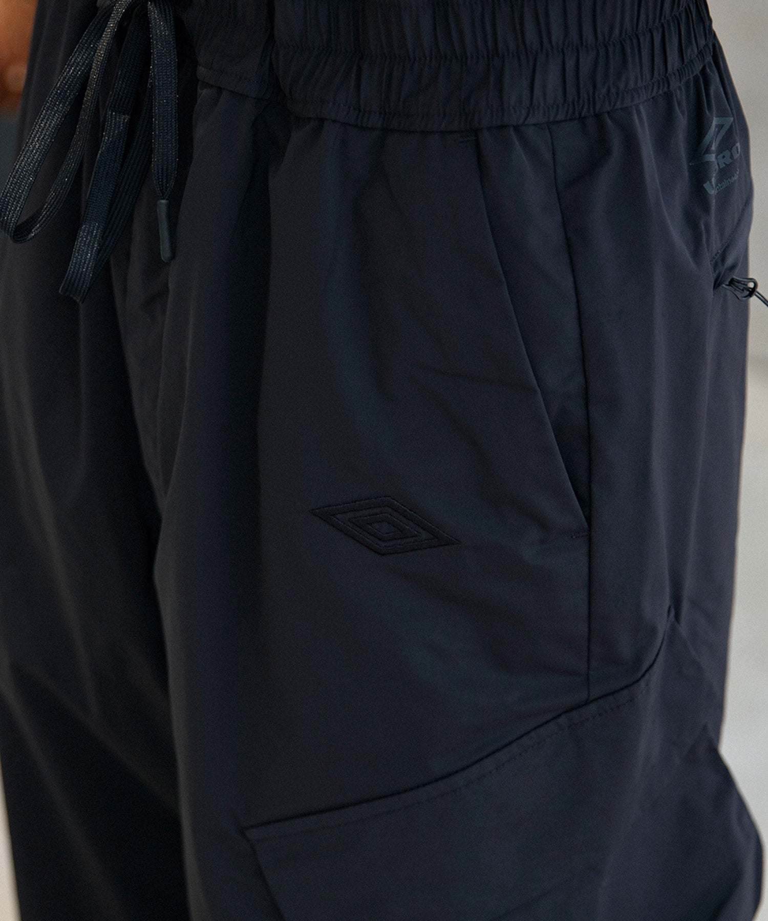 WM × UMBRO EASY CARGO PANTS