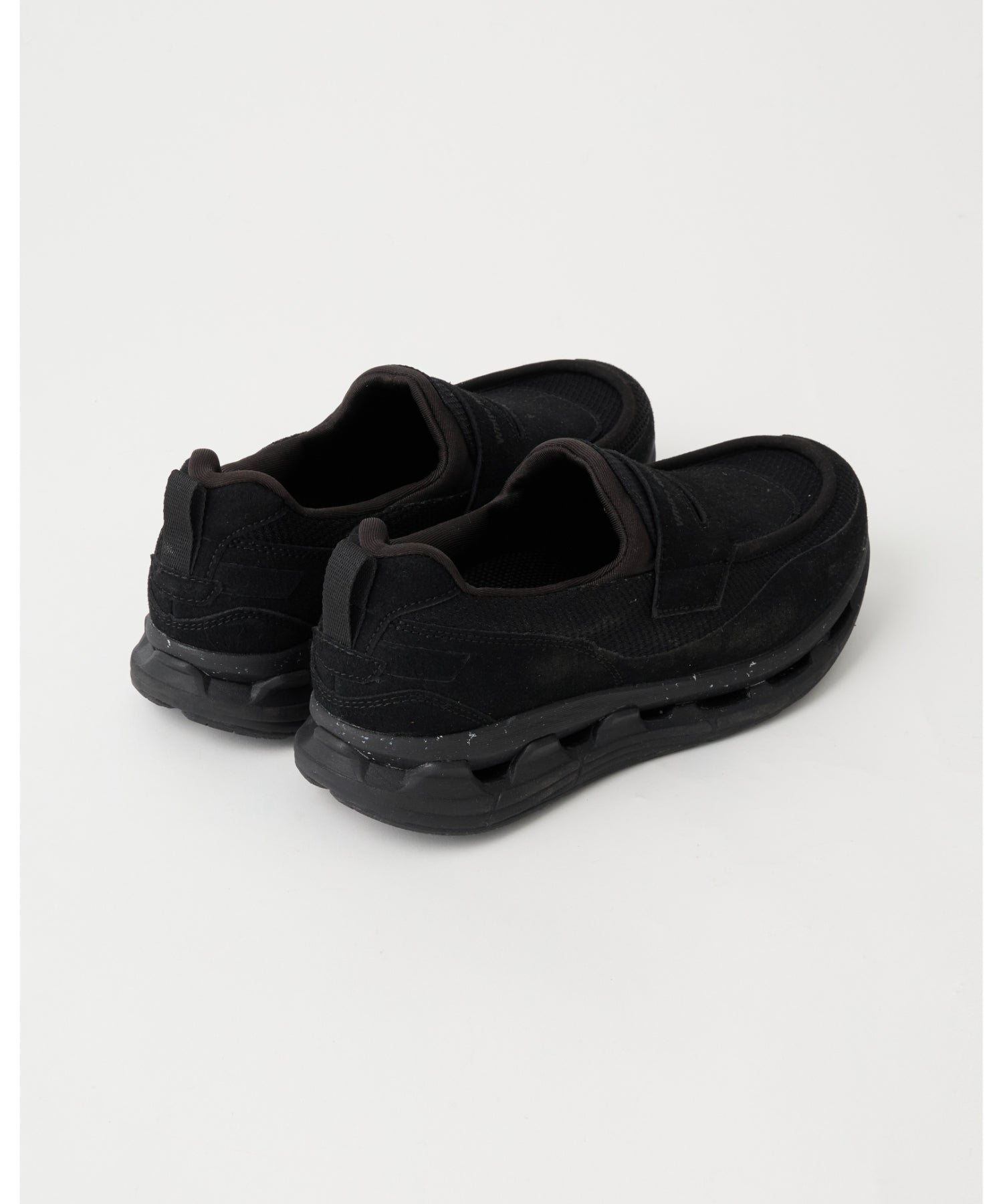 WM x MOITHROUGH360 LOAFER SNEAKER