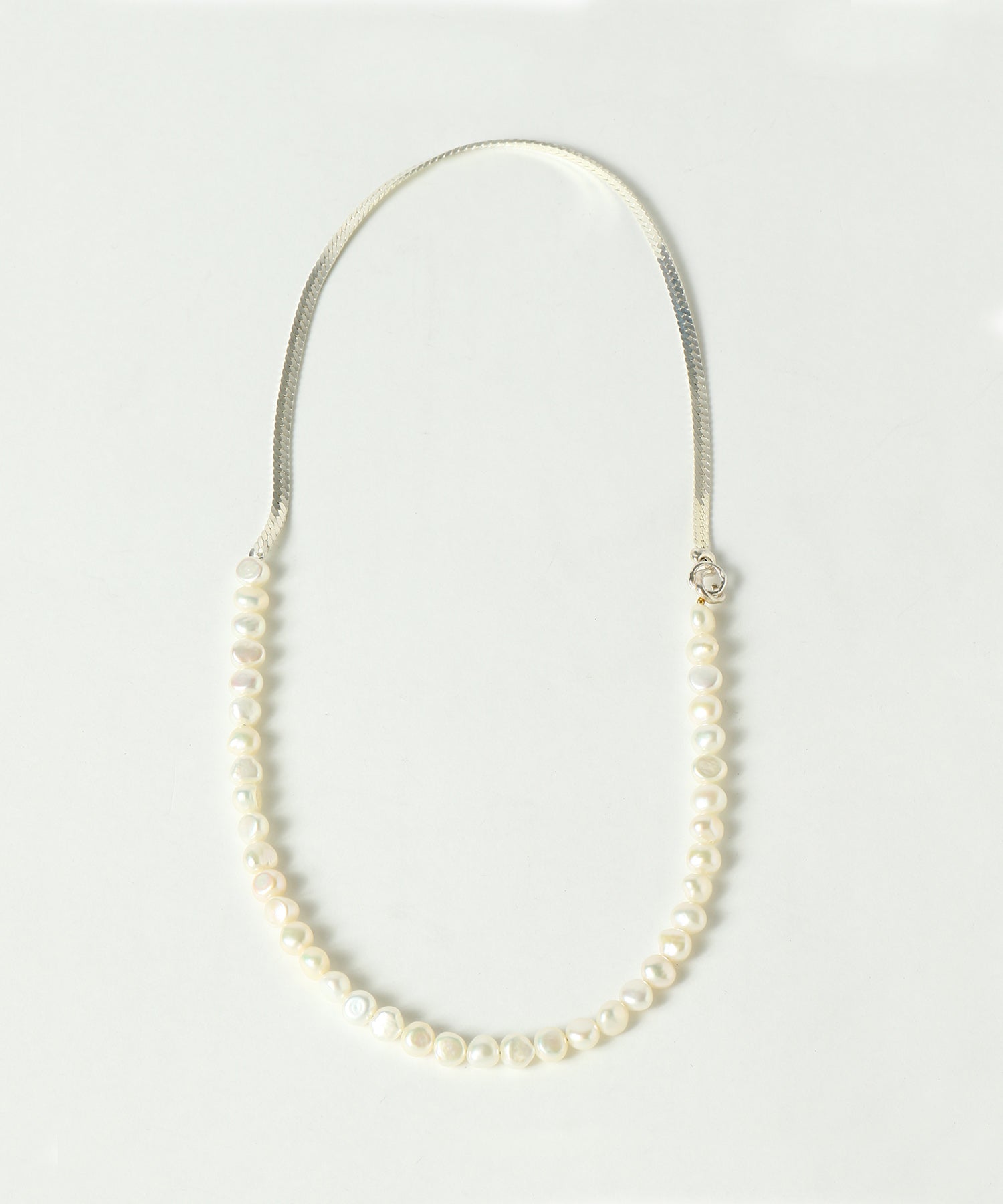 SNAKE CHAIN PEARL HALF NECKLACE