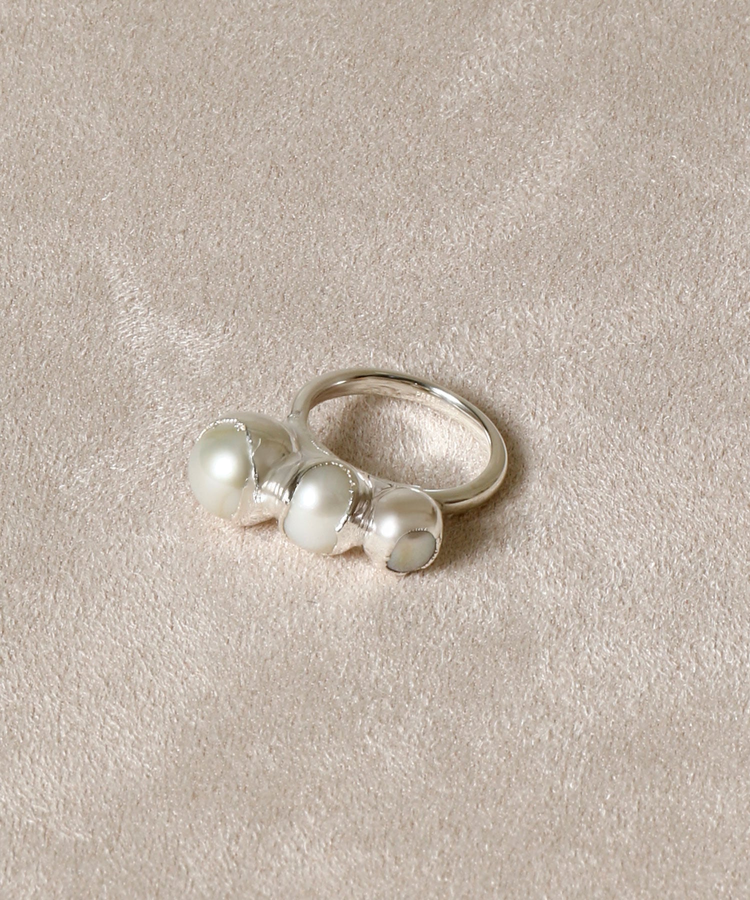BAROQOE PEARL TSUBOMI DIP RING