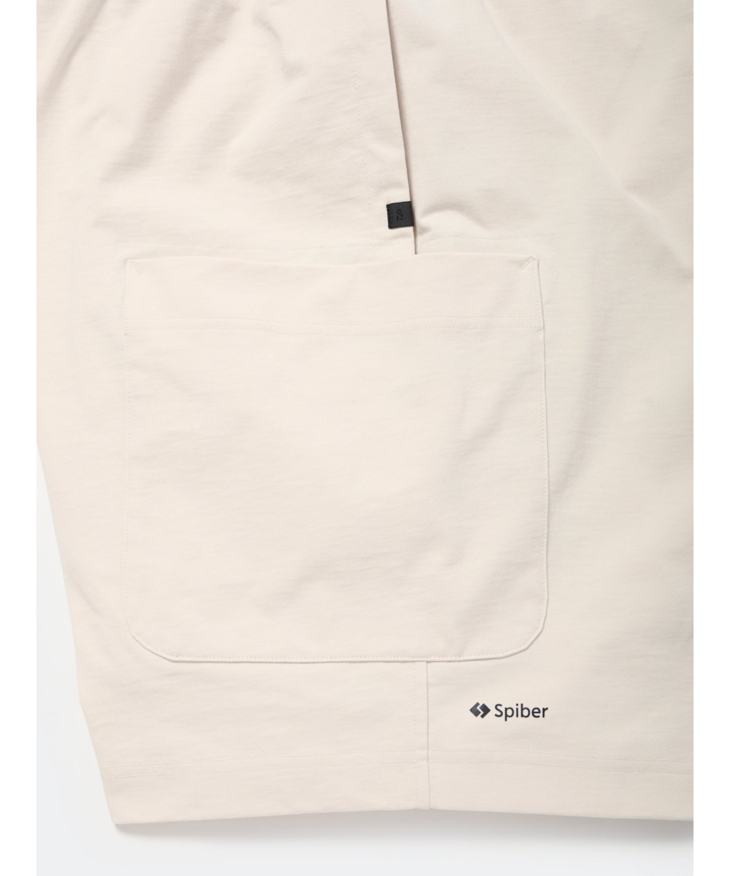 TECH SIDE POCKET SHORTS Brewed Protein