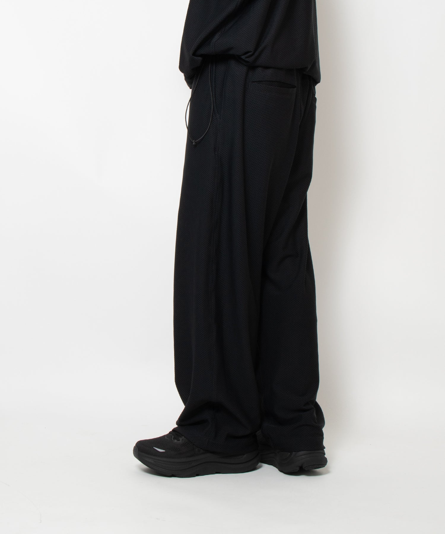 TECH MESH PANTS