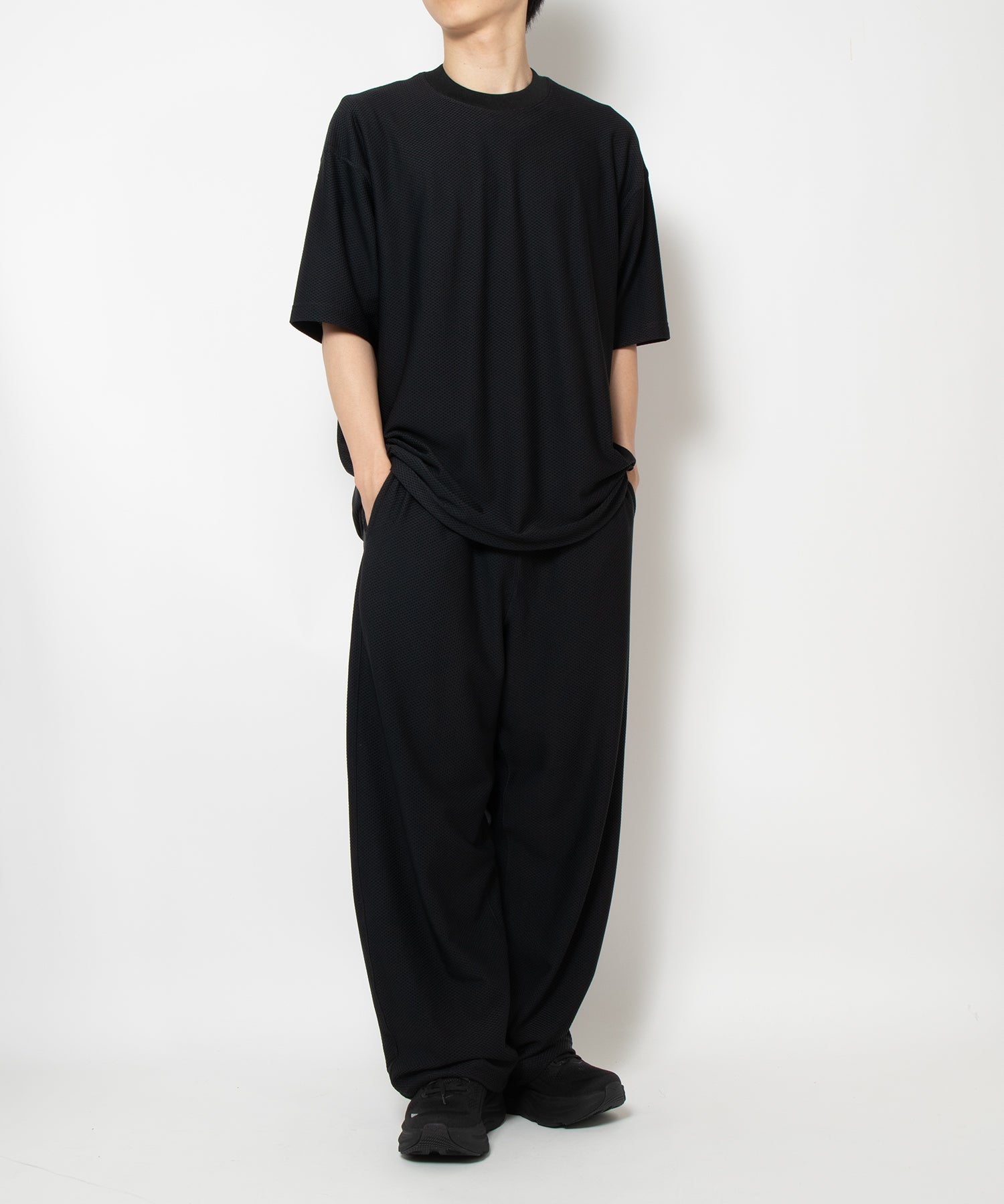 TECH MESH PANTS