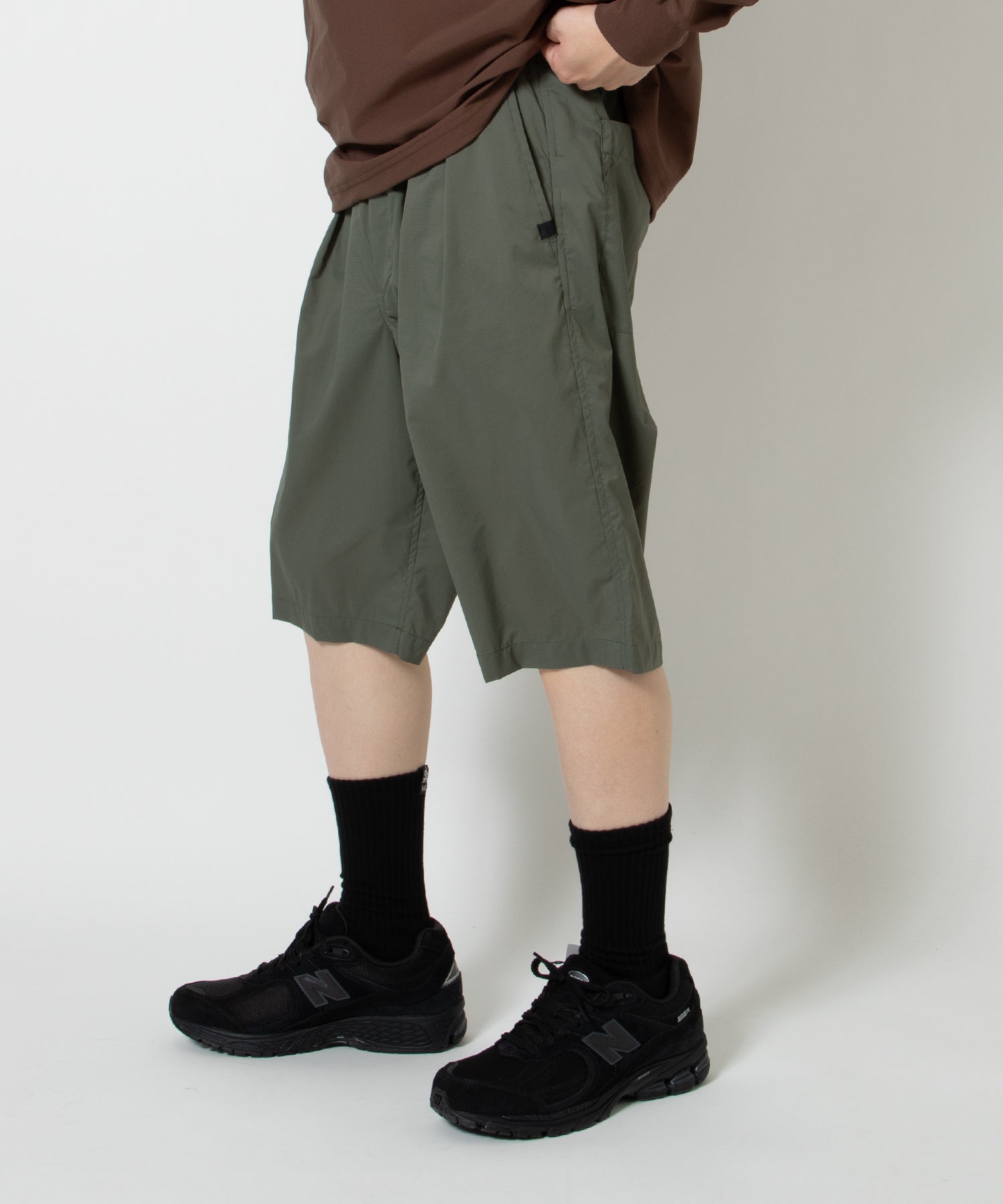 【DAIWA PIER 39】Tech French Shorts　オリーブ　M TECH PERTEX TRAVEL 2P SHORTS - DAIWA PIER39 (ダイワピア39