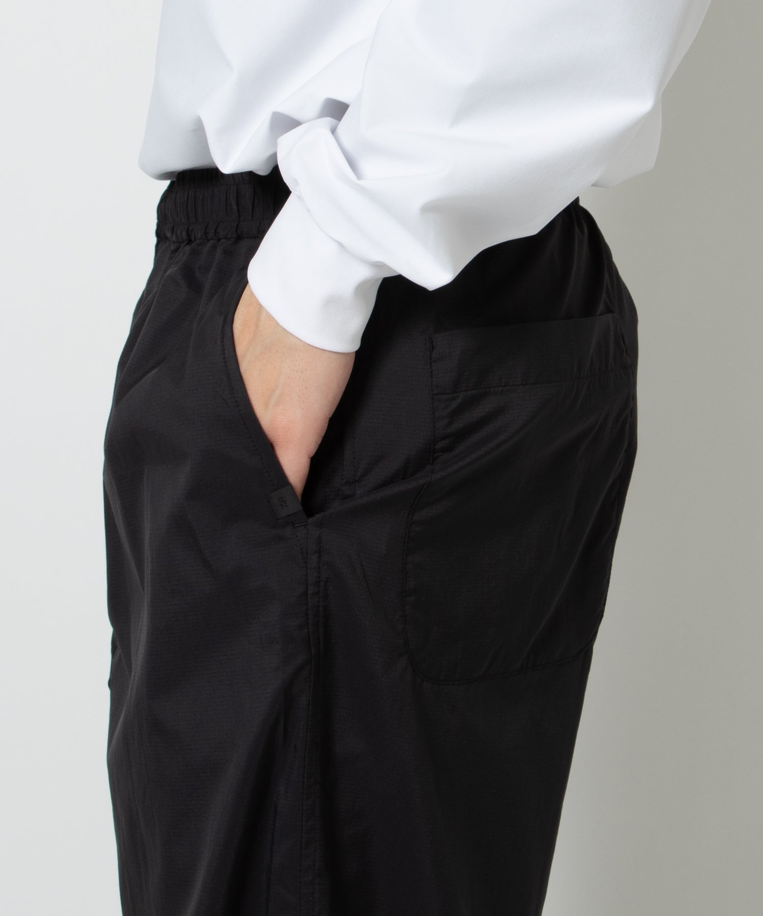 TECH PERTEX TRAVEL PANTS