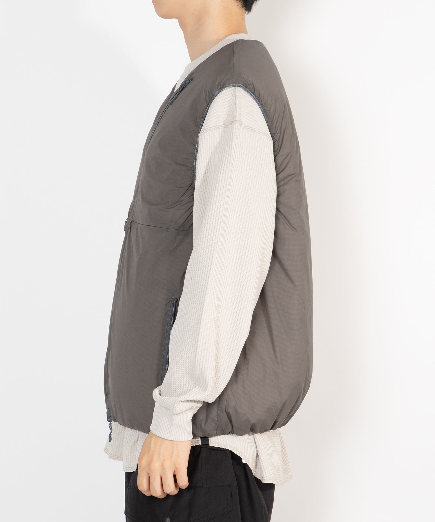 TECH PERTEX REVERSIBLE HIKER VEST <3M撥⽔中綿> - DAIWA PIER39