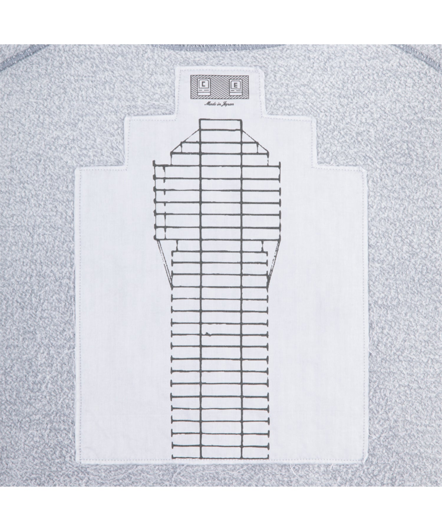 OVERDYE PANEL SHOULDER CREW NECK