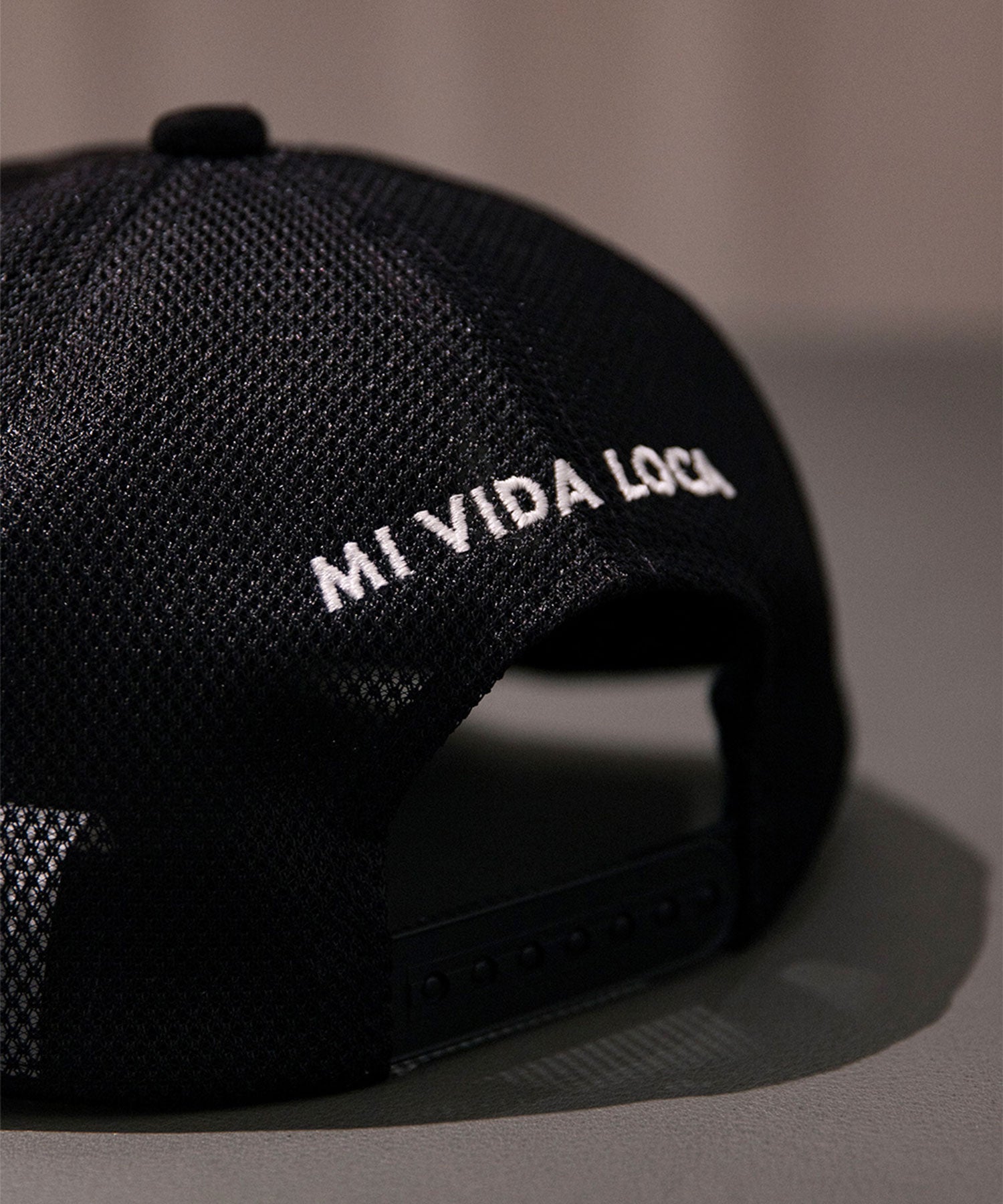 Suede 5 Panel Mesh Cap