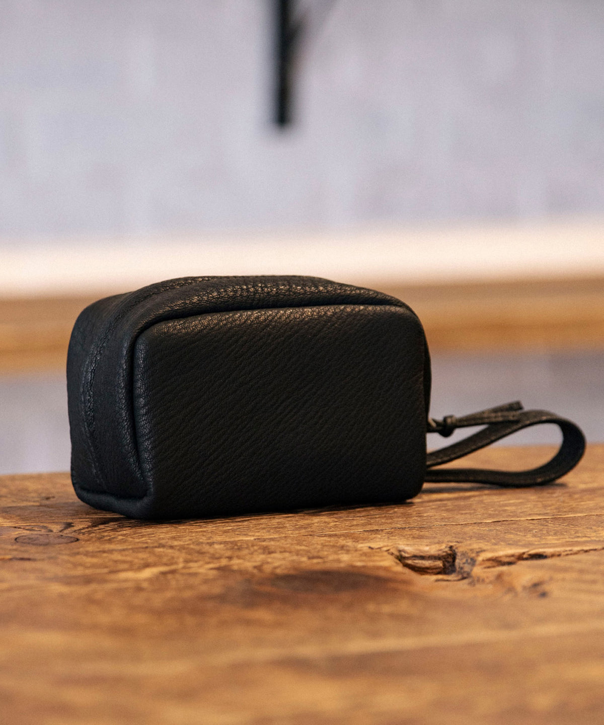 SQUARE POUCH