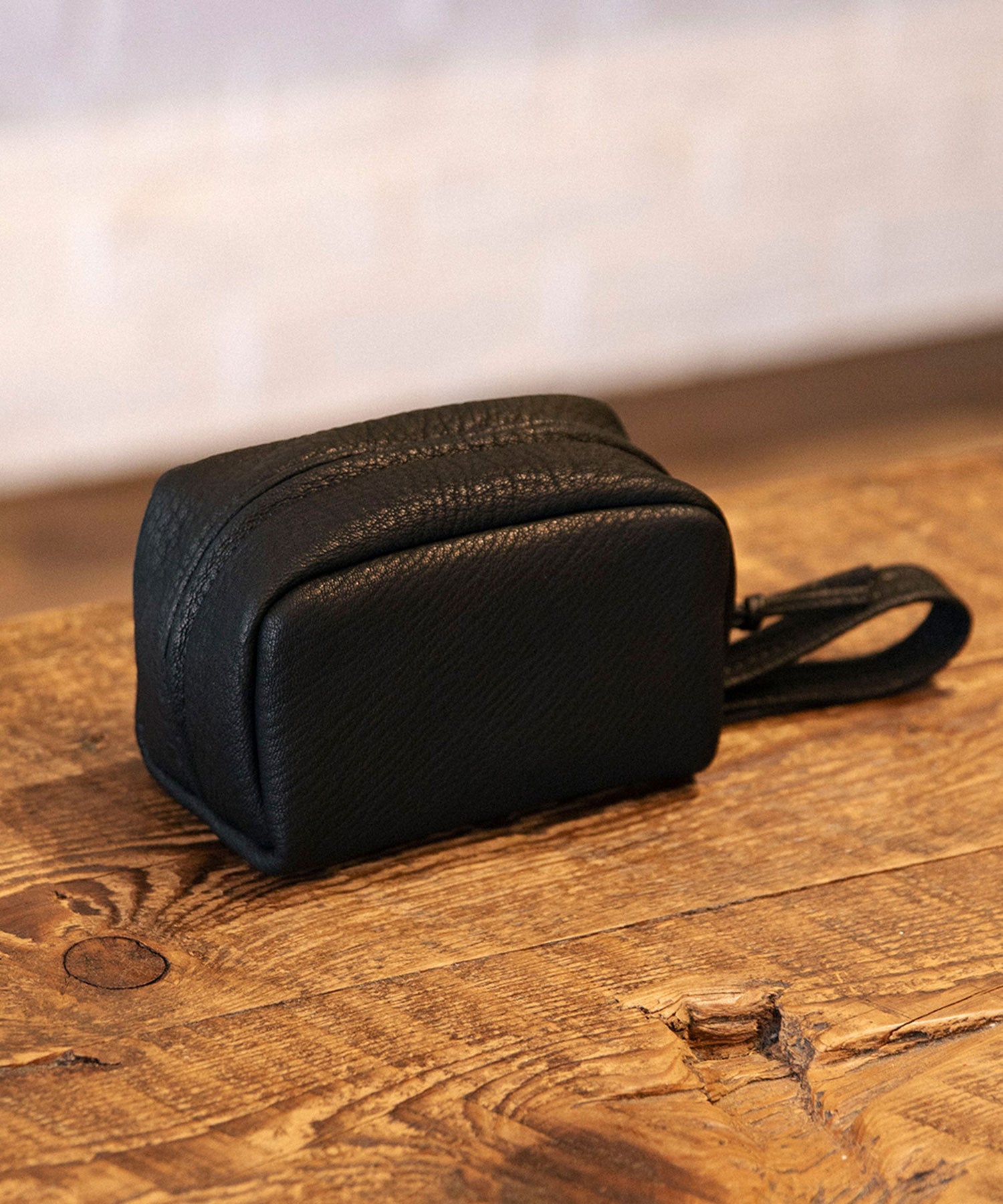SQUARE POUCH