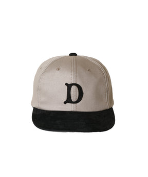 FIGURE x H.W.DOG BASEBALL CAP
