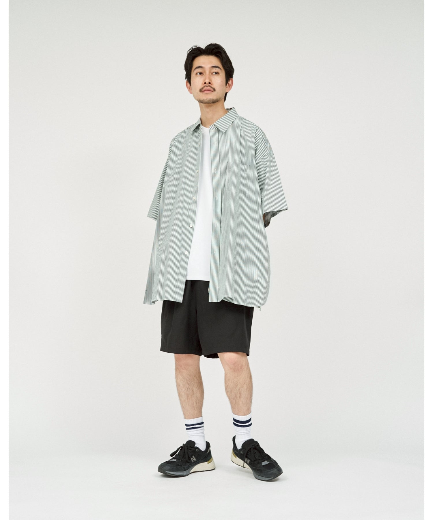 ALL WEATHER SHORTS