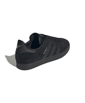 GAZELLE ALL BLACKS