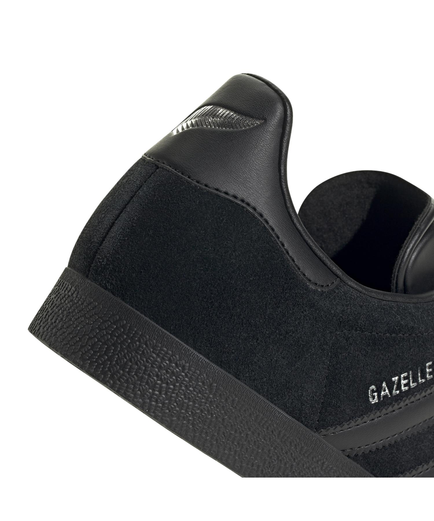 GAZELLE ALL BLACKS