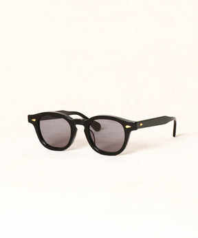 AR 46/22 Black/Gold Rivet