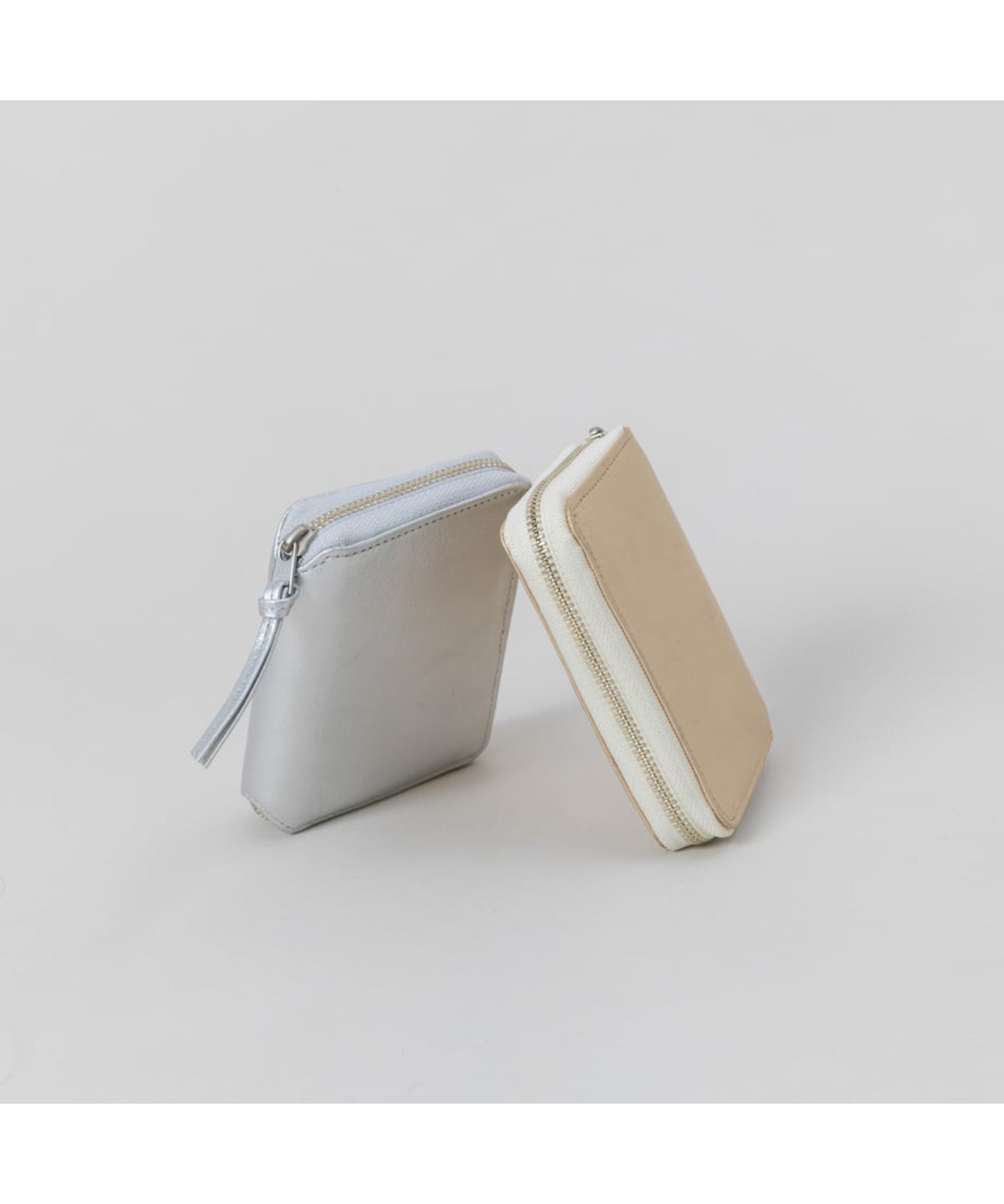 SPRKNG ROUND PALM WALLET