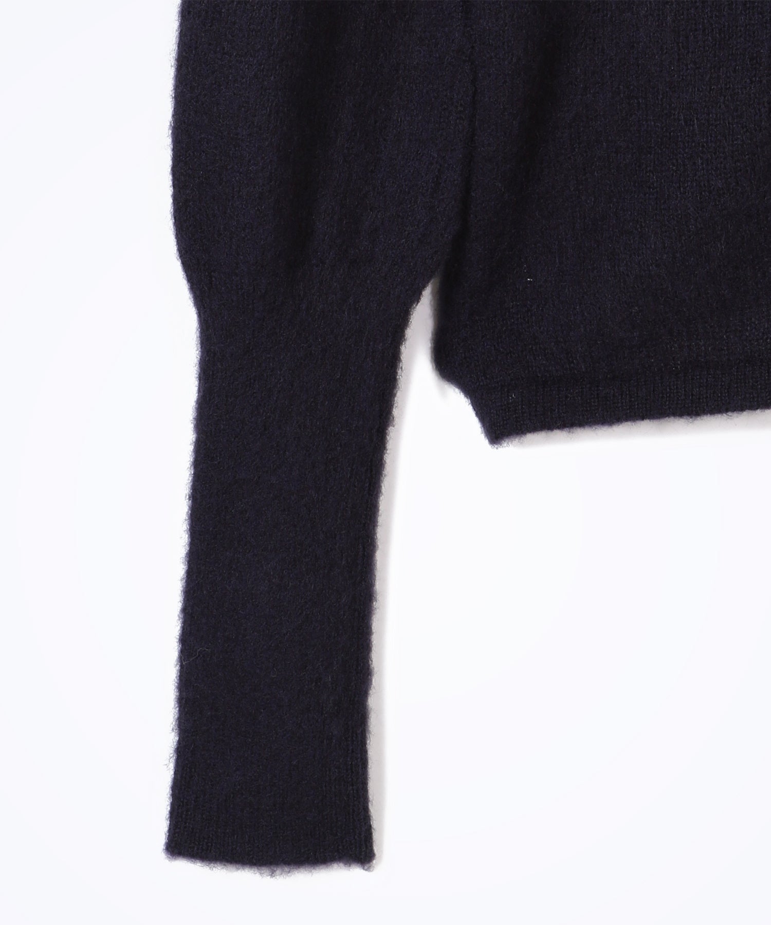 FLUFFY PULLOVER / CARDIGAN