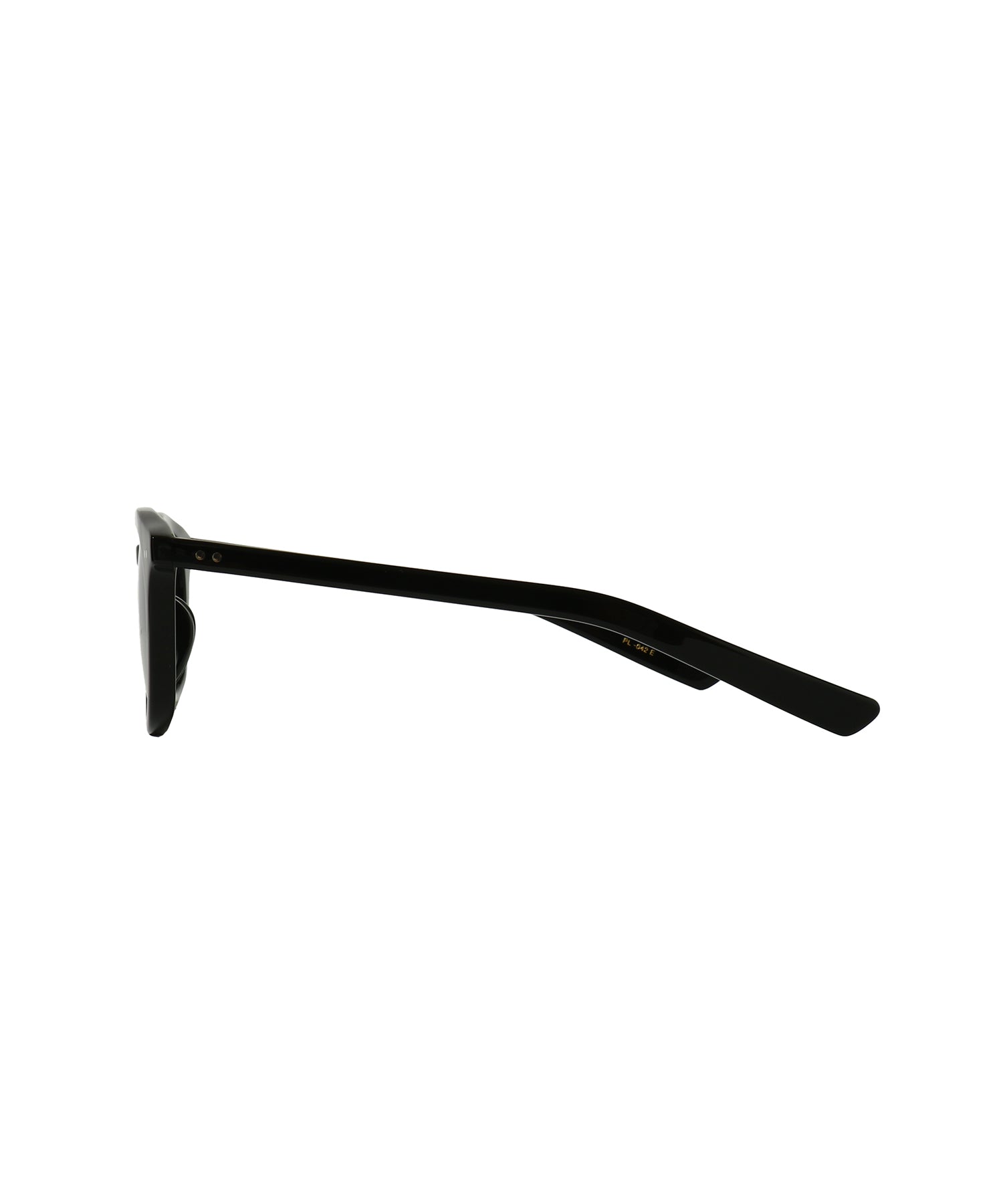 GUERRERO 48 / BLK / 150HMC