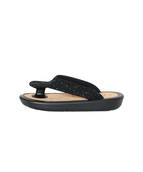 OJOJO 01 / GLITTER BLACK / CORK_LOGO