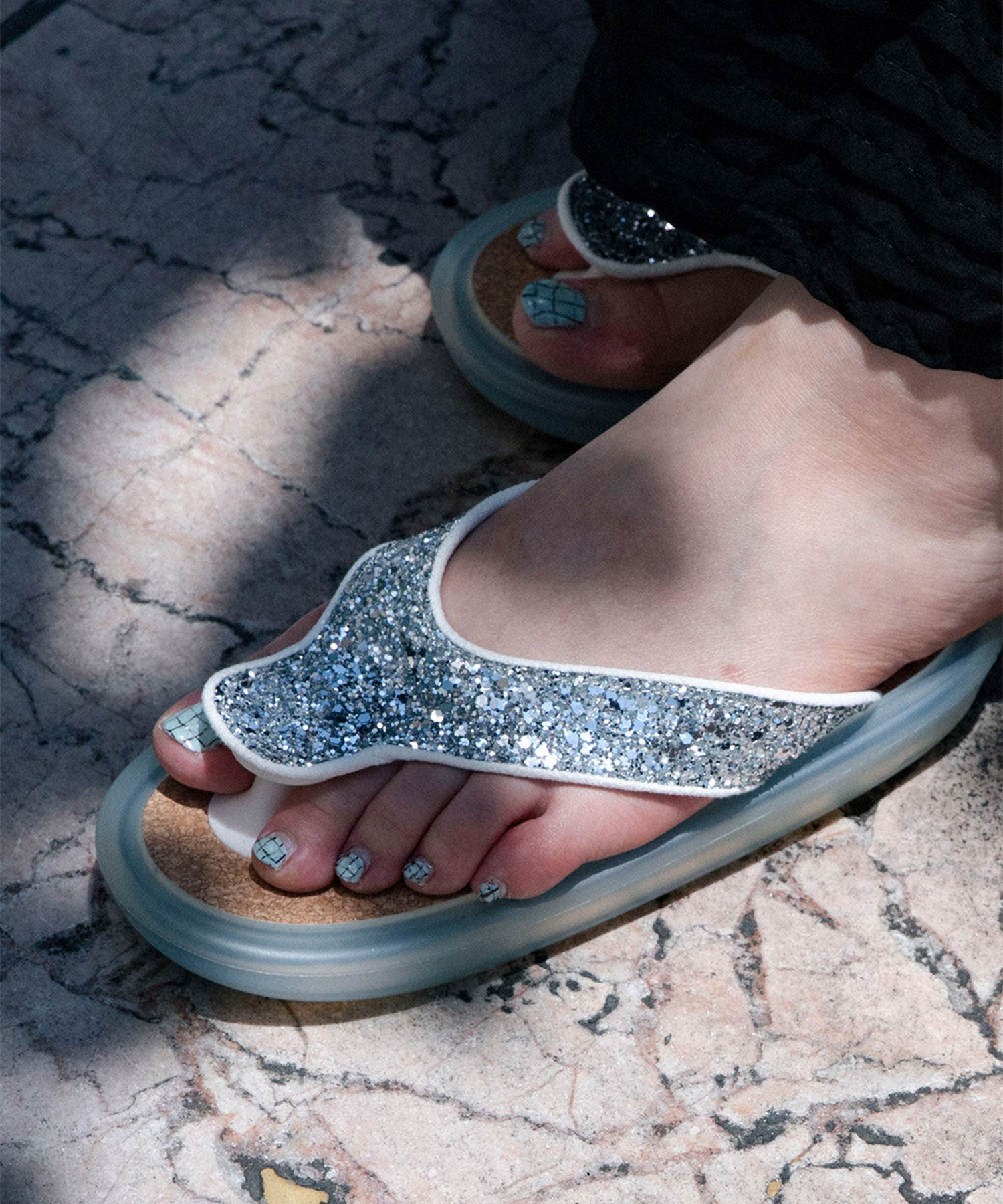 OJOJO01 / GLITTER SILVER / CLEAR / CORK_LOGO