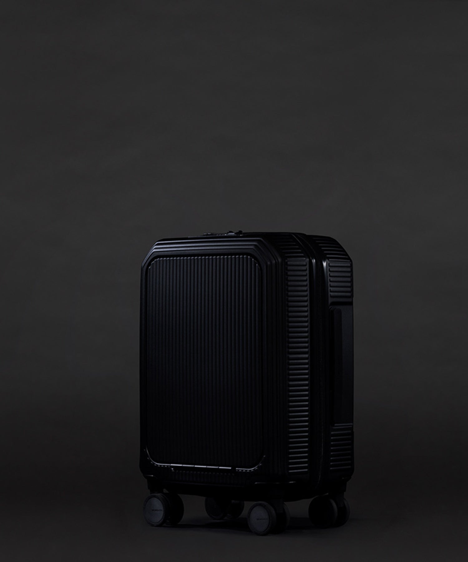 SUITCASE PRO OCTA 30 GAIA BLAC