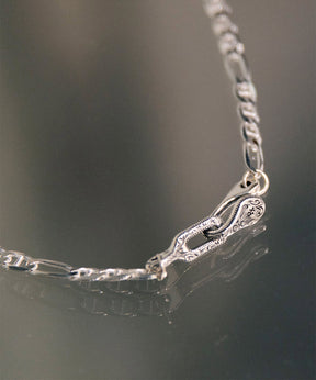 Stud Link Figaro Chain