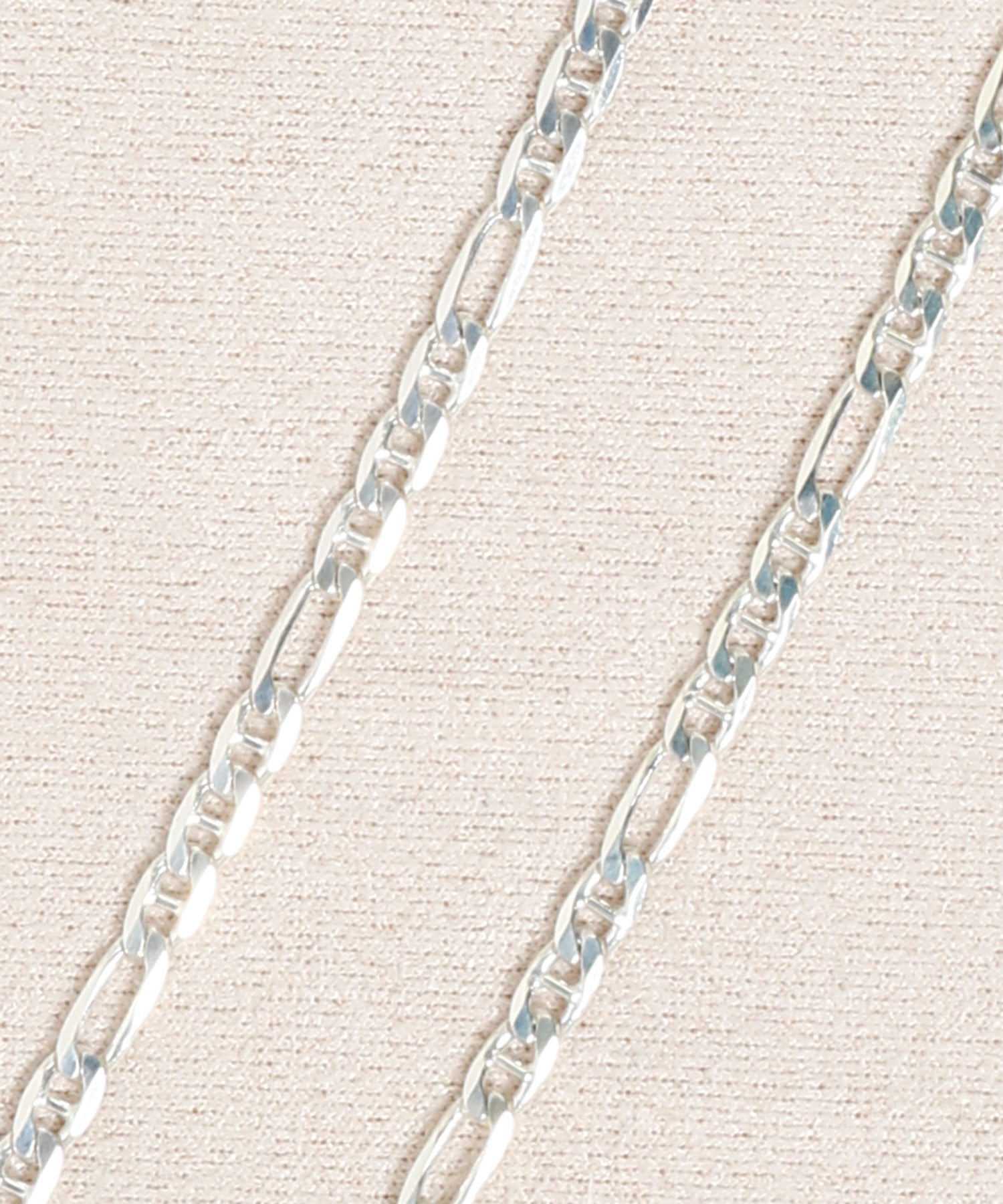 Stud Link Figaro Narrow Chain
