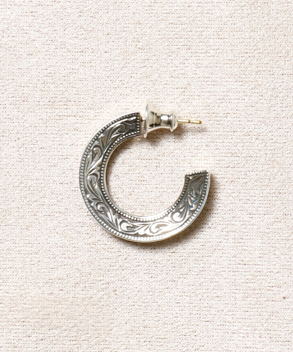 Engraved Triangle Earring (Silver)
