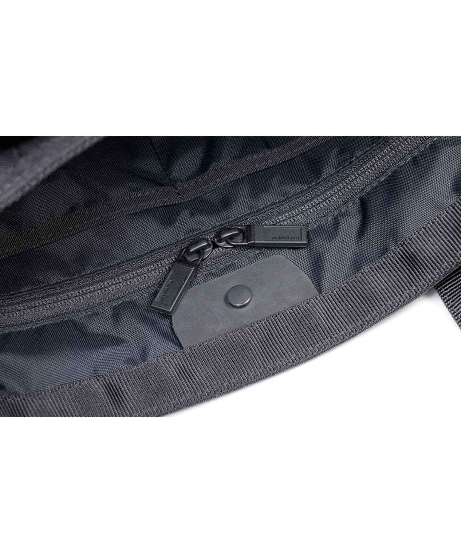 TOTE STANDARD SS BLACK