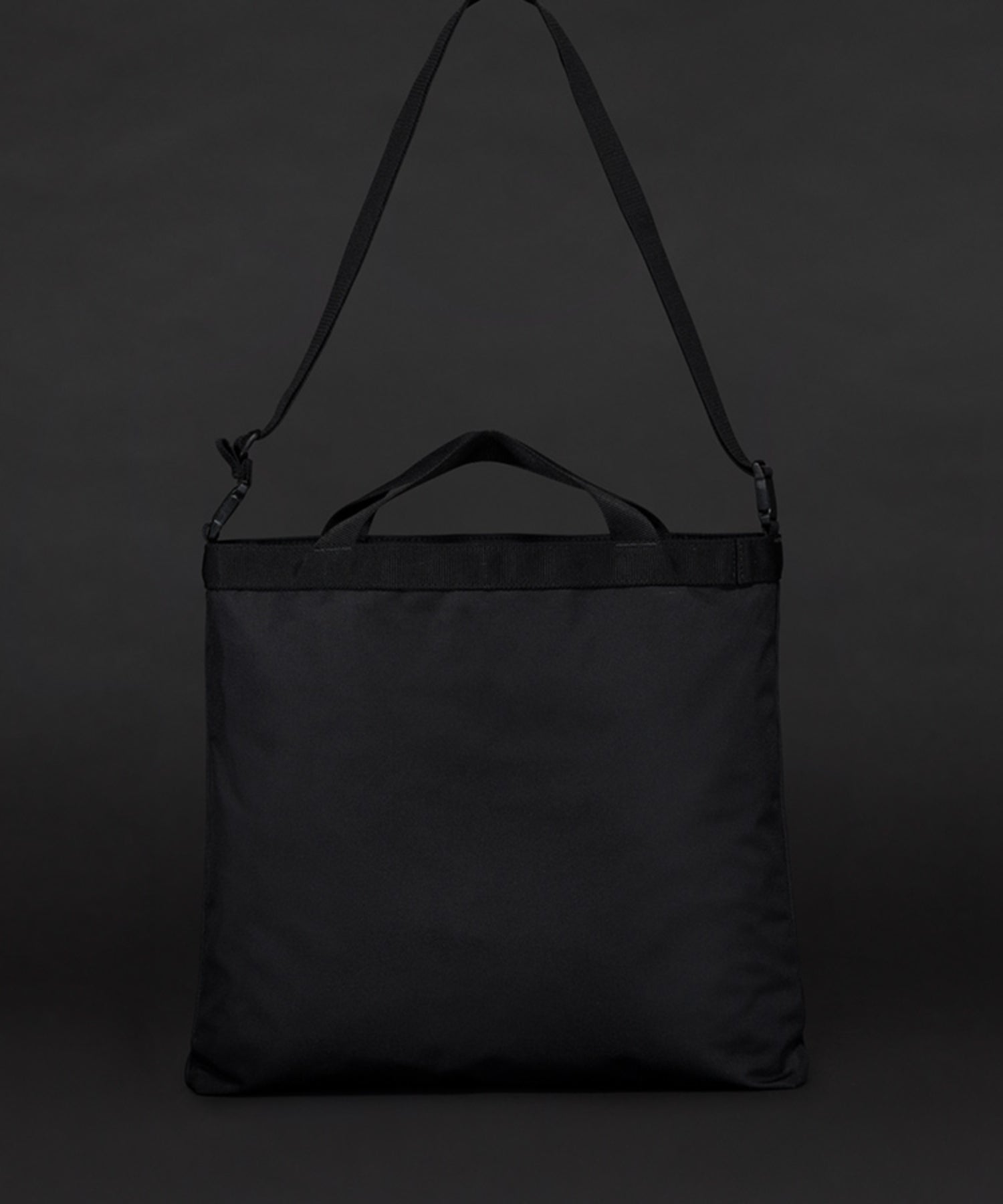 TOTE SHOULDER STANDARD M BLACK