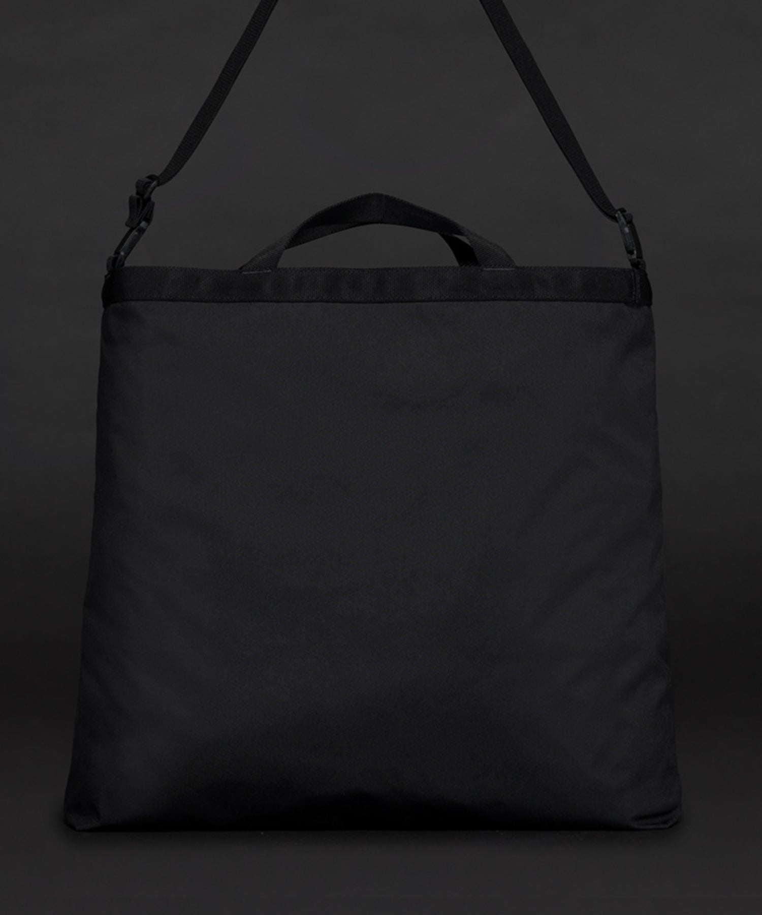 TOTE SHOULDER STANDARD L BLACK