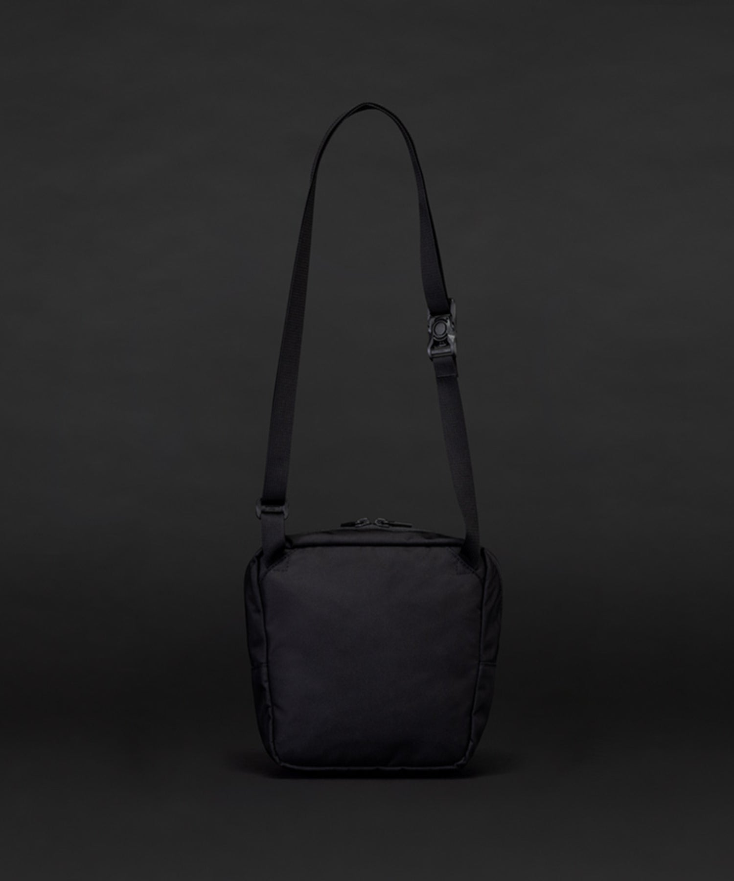 SHOULDER STANDARD SS BLACK