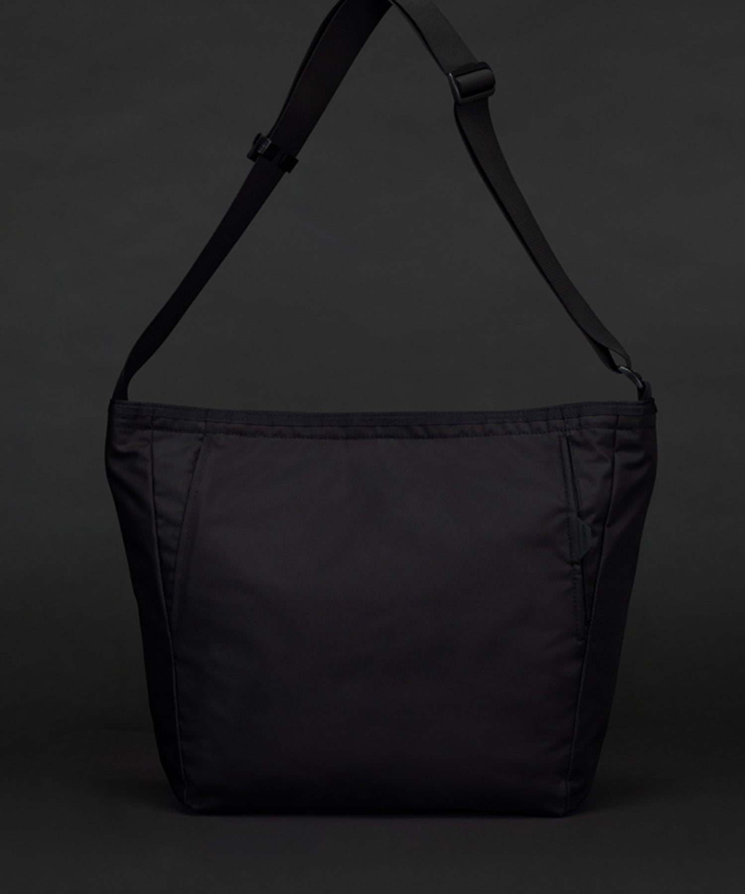 SHOULDER STANDARD HEXA M BLACK