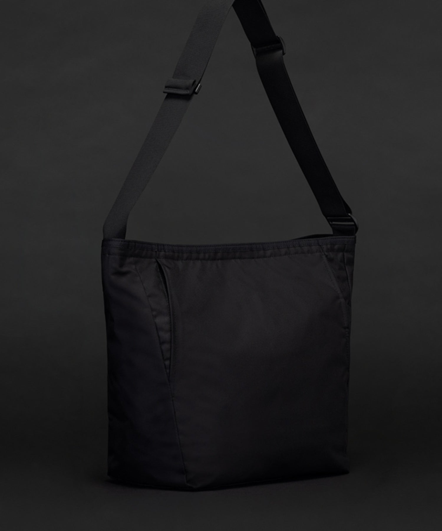 SHOULDER STANDARD HEXA M BLACK