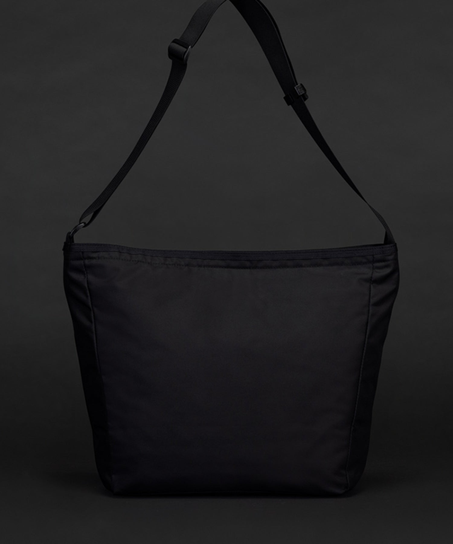 SHOULDER STANDARD HEXA M BLACK