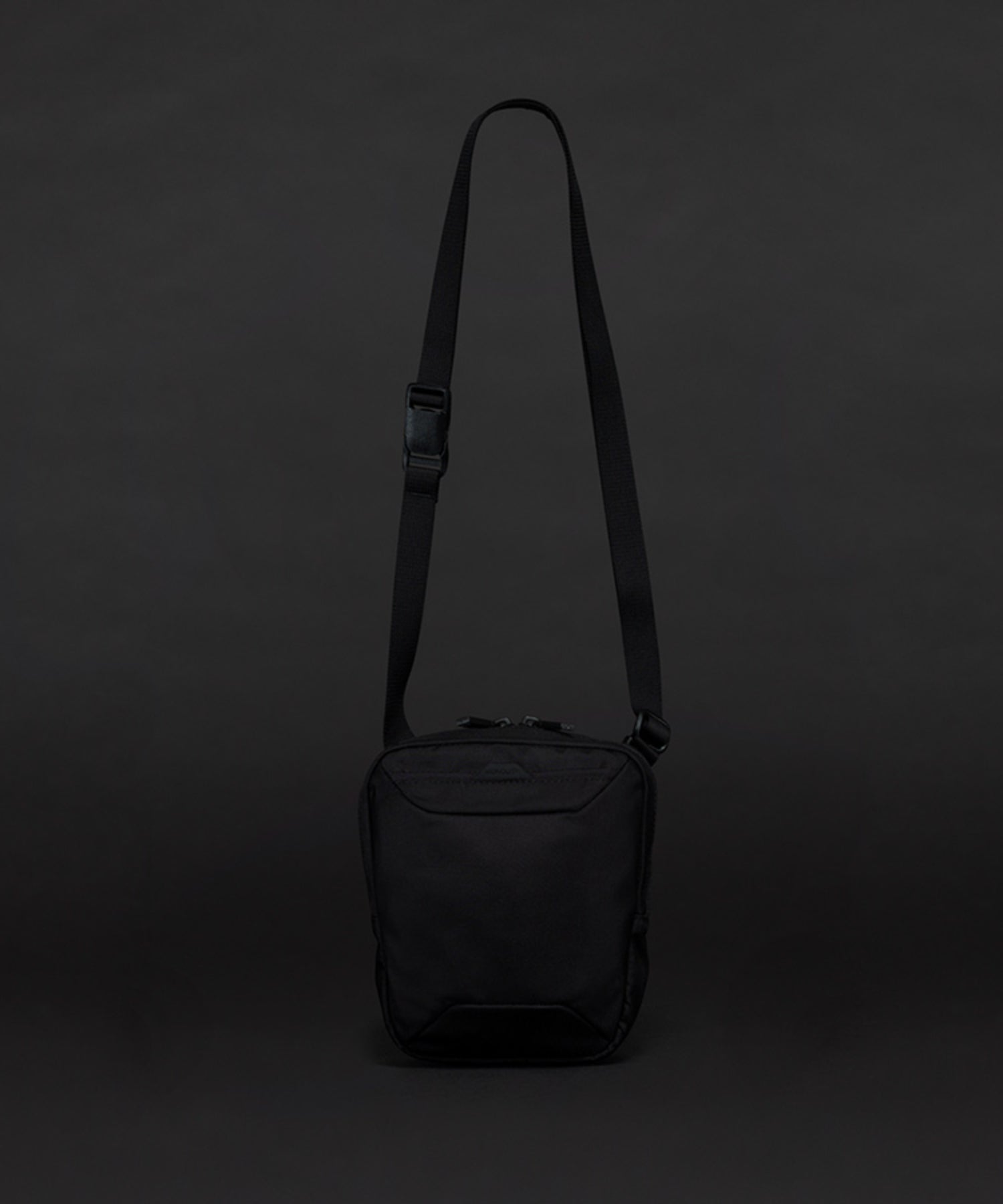 SHOULDER STANDARD SSS BLACK