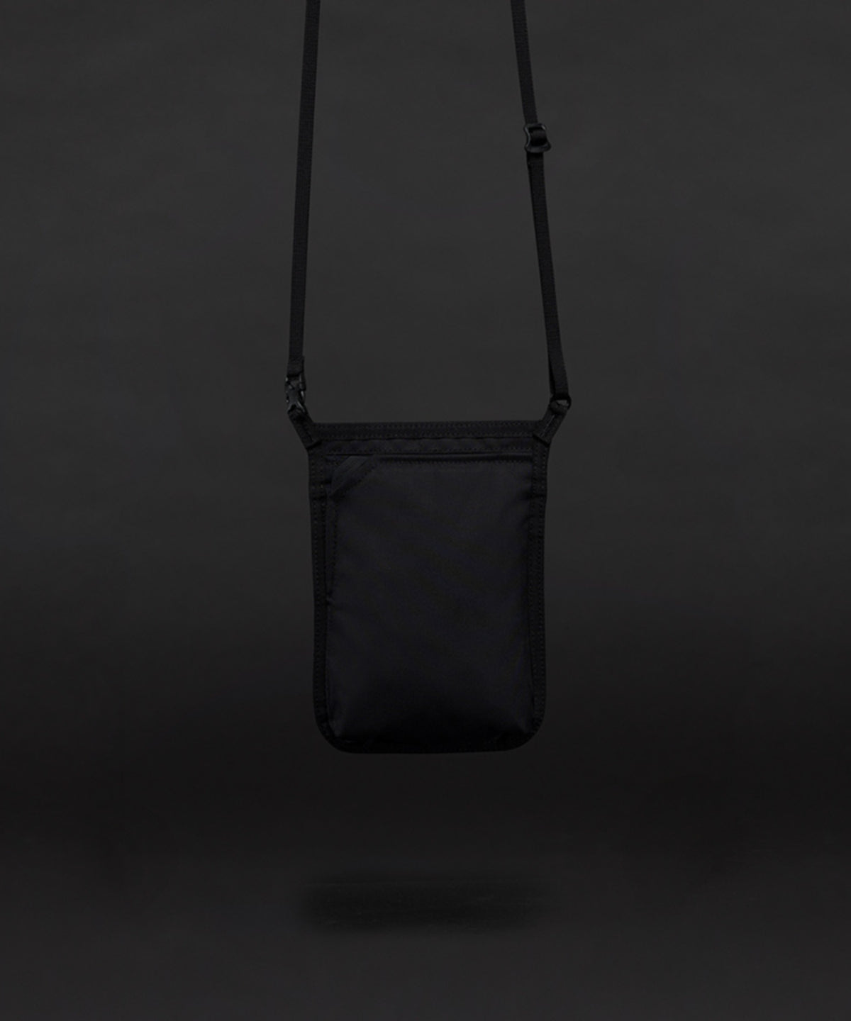 NECK POUCH STANDARD M BLACK