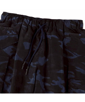 CAMO BAGGY CARGO SHORTS