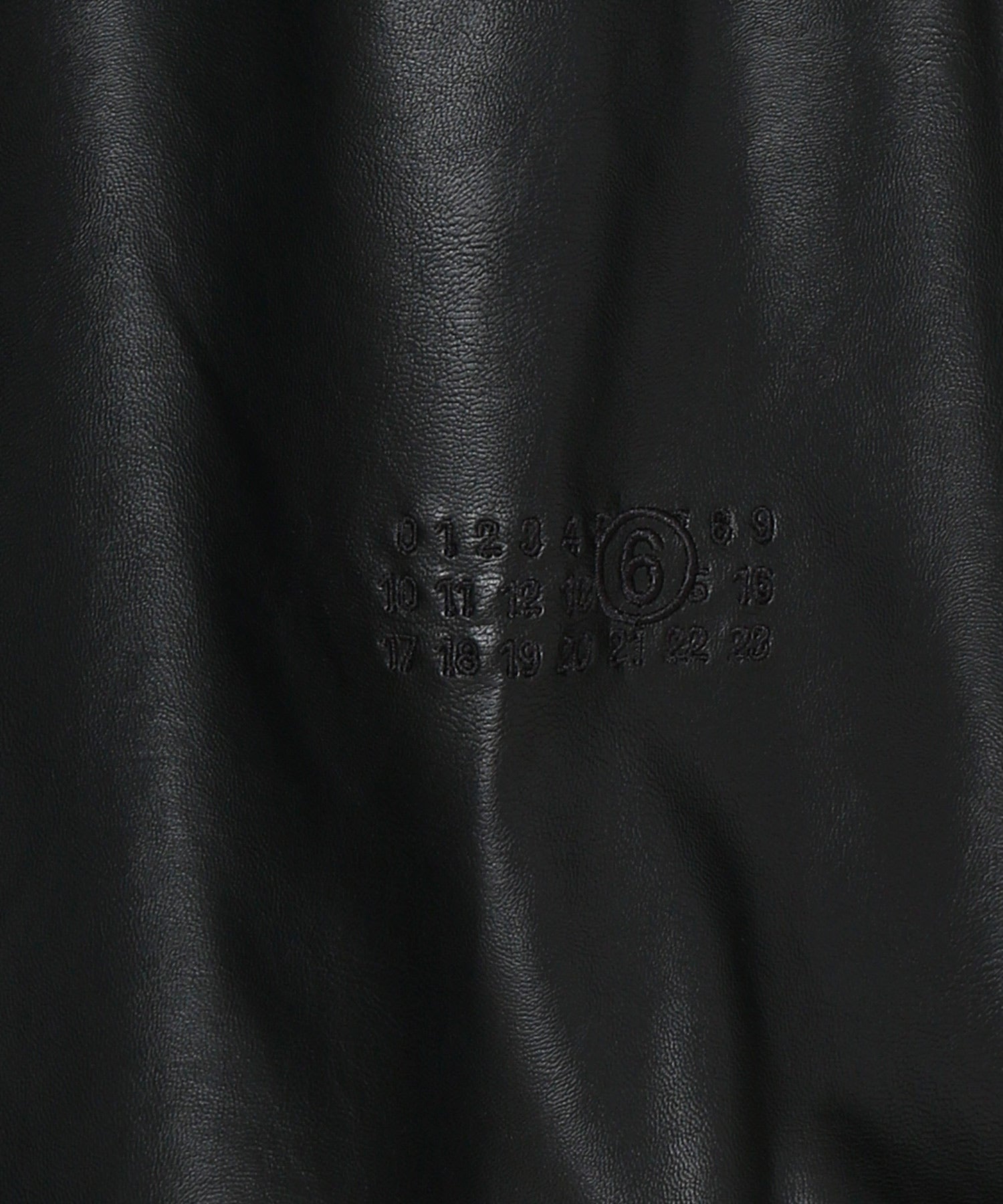 Long-sleeved Shirt